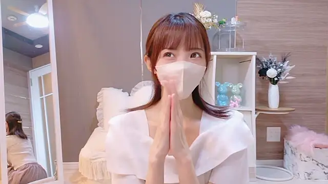 Mio-xoxo online show from 09-18-25, 10:50