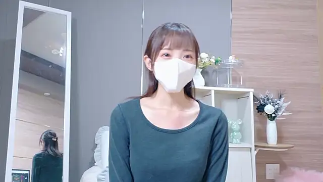 Mio-xoxo online show from 10-02-25, 10:00