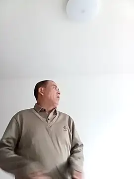 CWQ123 online show from 10-22-25, 08:14