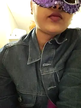 Naomi 3562 online show from 12-20-25, 07:37