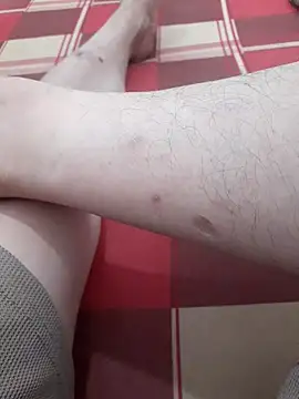 Snapshot of Brongiep chatting on 10-22-25, 01:00 Brongiep online show from 10-22-25, 01:00