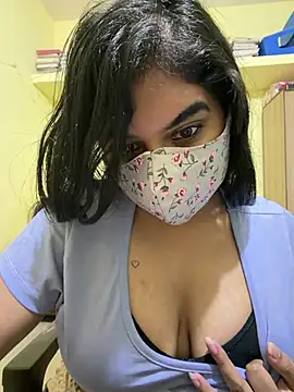 Snapshot of BigBreasted chatting on 02-10-26, 03:38 BigBreasted online show from 02-10-26, 03:38