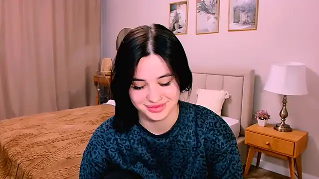 lil angel  online show from 02-05-26, 10:14