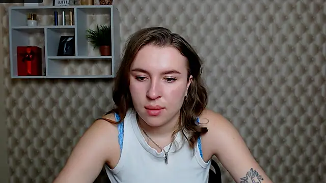 JuliaTopp  online show from 11-29-25, 04:04