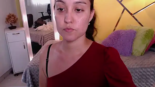 Snapshot of shirleyrojas chatting on 11-19-25, 07:36 shirleyrojas online show from 11-19-25, 07:36