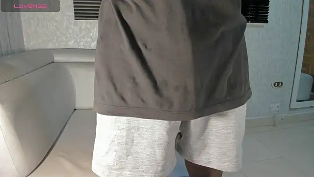 Cam Brown online show from 09-22-25, 04:47