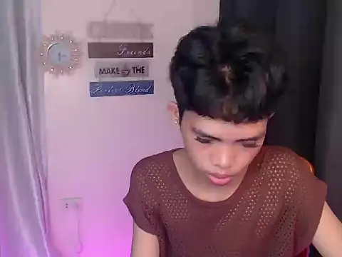 urcumjp online show from 10-17-25, 07:33