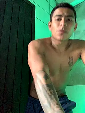 Novindot23cm online show from 11-26-25, 05:03