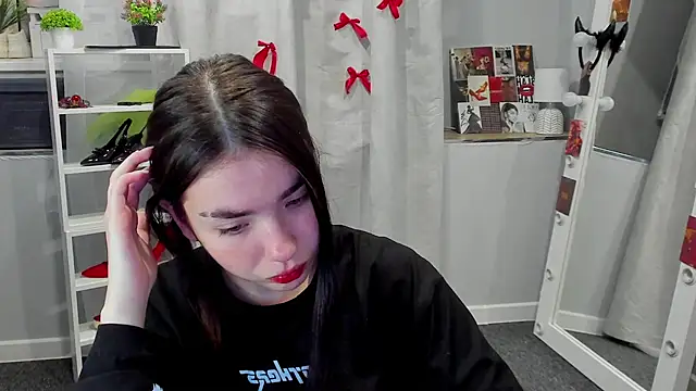Marissa Garcia online show from 09-09-25, 06:18