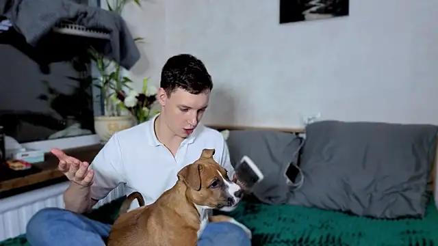 Snapshot of Emily0303 chatting on 10-11-25, 04:38 Emily0303 online show from 10-11-25, 04:38