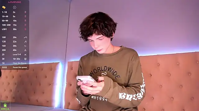 ColeStorm online show from 10-25-25, 08:47