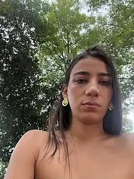 -juicy  online show from 11-23-25, 09:36