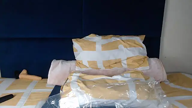 Diva-Lolah online show from 10-14-25, 04:41