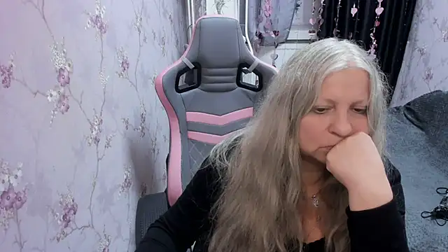 silver moon light online show from 09-24-25, 05:49