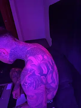 Buitrago 98 online show from 09-18-25, 09:00