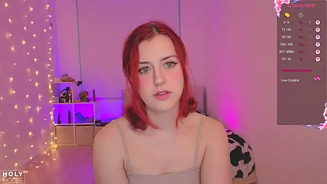 Snapshot of bananasgirl chatting on 11-14-25, 06:12 bananasgirl online show from 11-14-25, 06:12