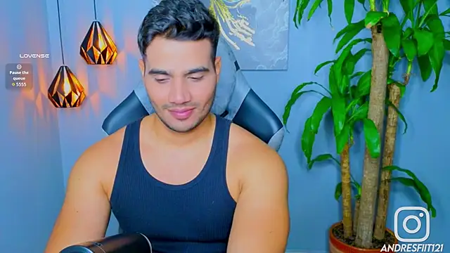 AndresR3 online show from 09-12-25, 03:17