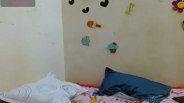 Akasha001 online show from 11-06-25, 11:22