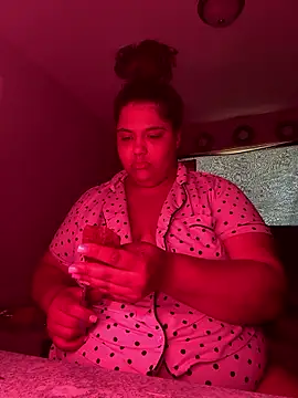 1n0nlythroat online show from 01-12-26, 06:57