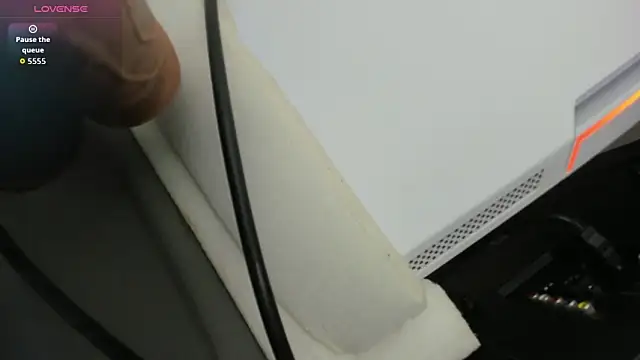 blue wxw online show from 11-15-25, 09:17