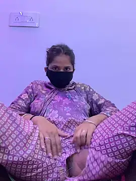 misharani00 online show from 10-06-25, 12:46
