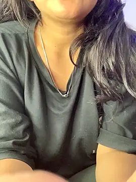 misharani00 online show from 11-10-25, 05:01