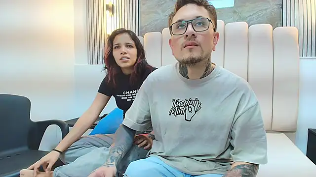 RavenandCody online show from 11-15-25, 03:48