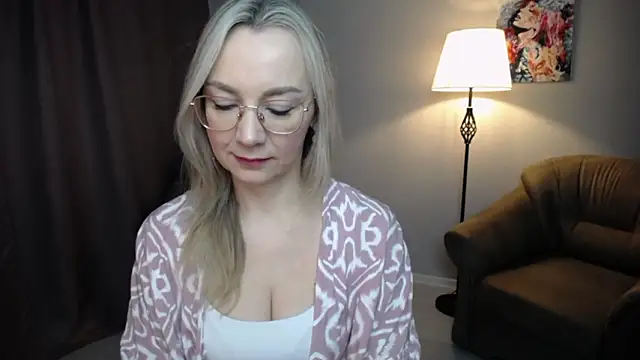 Ava Elior online show from 02-15-26, 12:14