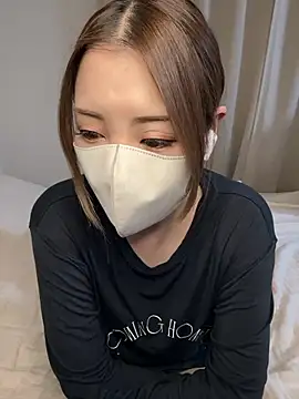 Snapshot of _Kaori chatting on 10-22-25, 04:07  Kaori online show from 10-22-25, 04:07