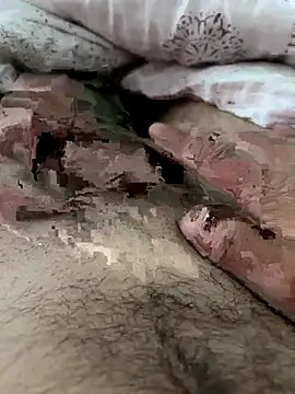 Snapshot of milfshakeow chatting on 09-17-25, 02:08 milfshakeow online show from 09-17-25, 02:08