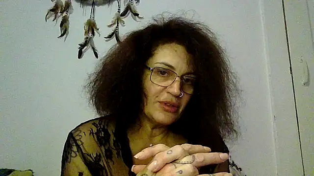 RubyyRosee online show from 10-15-25, 08:42