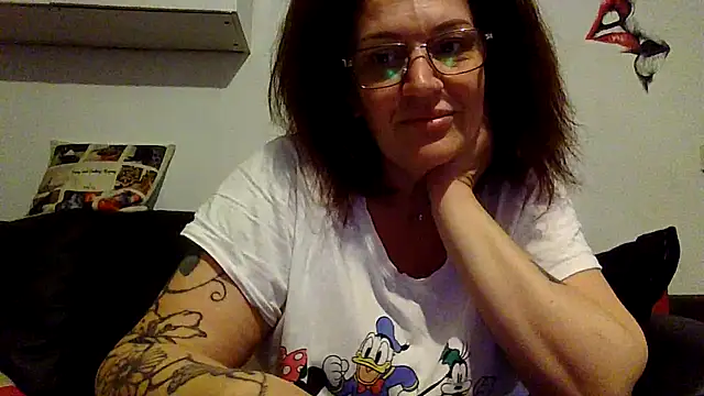 RubyyRosee online show from 04-10-26, 05:45