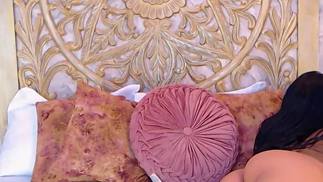 Snapshot of MelodyCarsson chatting on 11-14-25, 12:04 MelodyCarsson online show from 11-14-25, 12:04