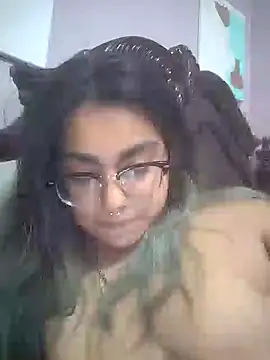 Lovelyrainn online show from 11-18-25, 03:34