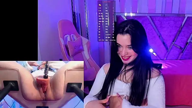 Snapshot of KateLee chatting on 11-24-25, 12:21 KateLee online show from 11-24-25, 12:21