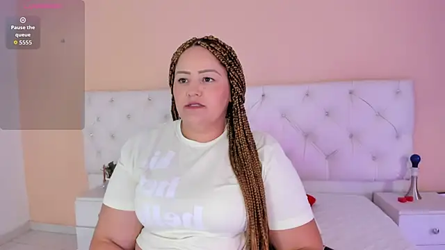 katte landerr online show from 10-21-25, 01:01