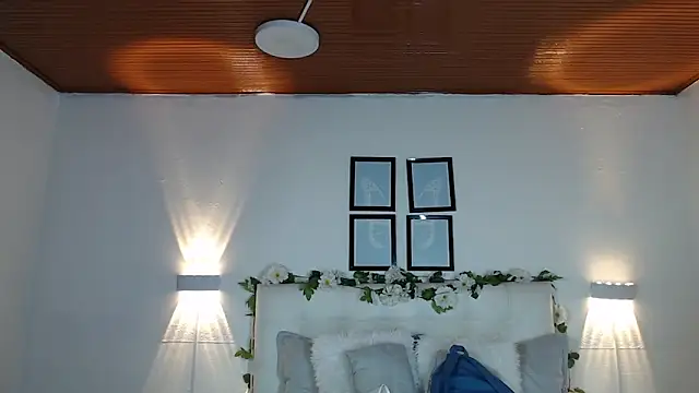 Megan 05  online show from 10-13-25, 07:25