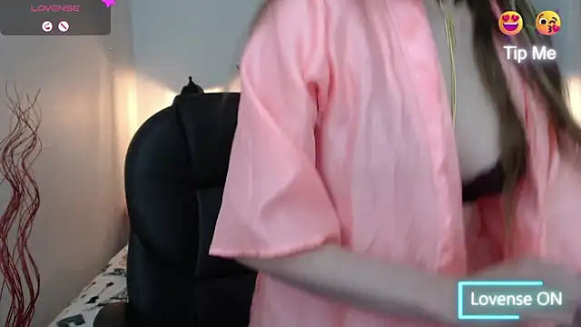 velvet  moon online show from 09-22-25, 03:58