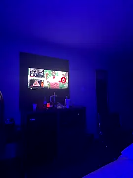 BigMfLuther online show from 12-16-25, 04:39