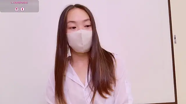 mitsuri chan love online show from 09-29-25, 06:24