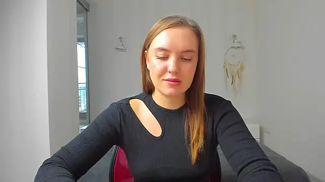 EmmaNorman online show from 10-07-25, 08:33