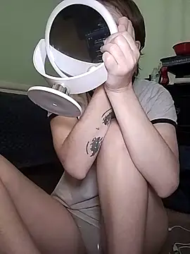 Snapshot of angelbliss10100 chatting on 09-17-25, 05:03 angelbliss10100 online show from 09-17-25, 05:03