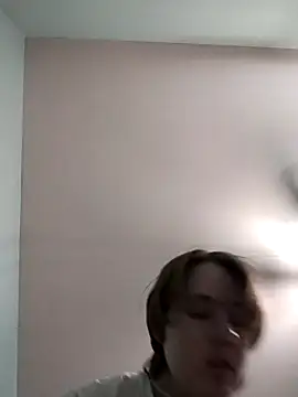 Snapshot of angelbliss10100 chatting on 10-09-25, 07:34 angelbliss10100 online show from 10-09-25, 07:34