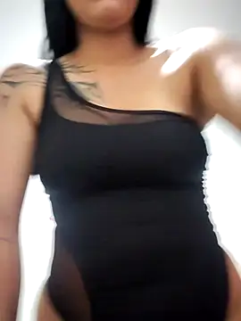 Snapshot of Megara_25 chatting on 10-21-25, 11:55 Megara 25 online show from 10-21-25, 11:55