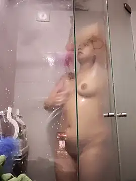 Snapshot of Megara_25 chatting on 11-10-25, 04:11 Megara 25 online show from 11-10-25, 04:11