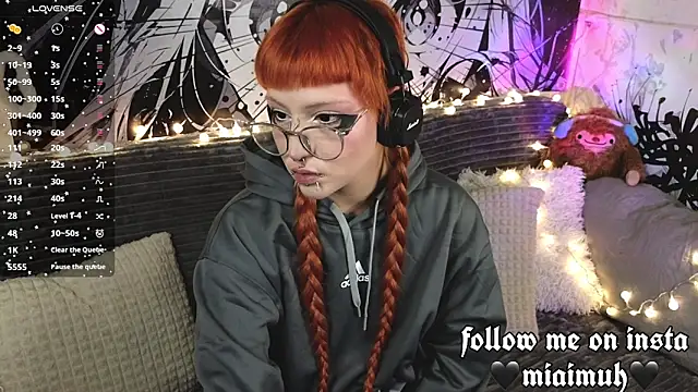 mia  yui online show from 02-16-26, 09:22