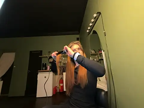 sash87350 online show from 11-26-25, 05:58