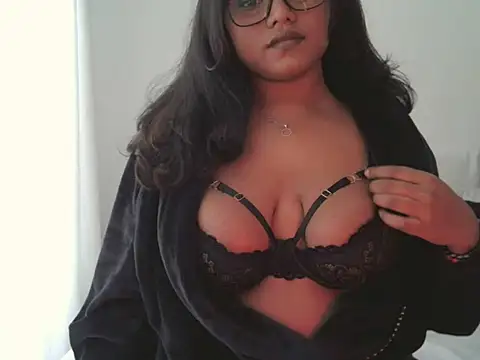 DirtyChaiLatte online show from 10-06-25, 02:25