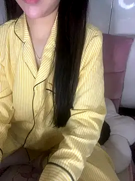 RubyBerry online show from 11-19-25, 06:02