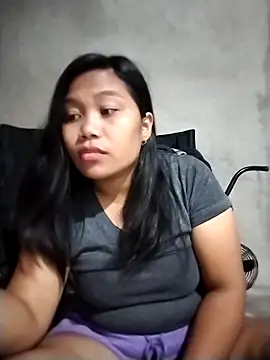 Snapshot of Veeluna16 chatting on 09-21-25, 12:01 Veeluna16 online show from 09-21-25, 12:01